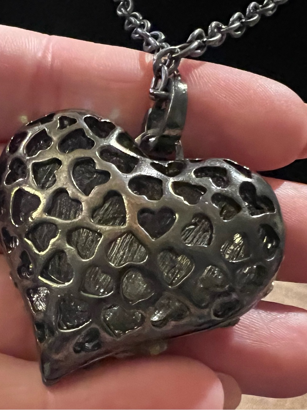 Iridescent Rhinestone Heart Pendant Statement Necklace Silver Tone 18 inches - Picture 5 of 11